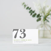 ZWEI NUMBERN LOGO II Designer Business Card Visitenkarte (Stehend Vorderseite)