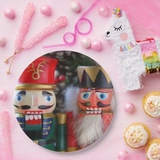 Zwei Nussknacker Pappteller (Party)