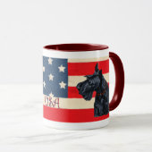 Zwei Patriotic Scottish Terriers Tasse (VorderseiteRechts)