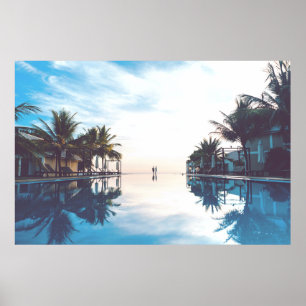 Zwei Personen stehend am Pool Poster