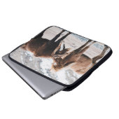 ZWEI PFERDE AUF DEM FELD LAPTOPSCHUTZHÜLLE (Vorne Knopf)