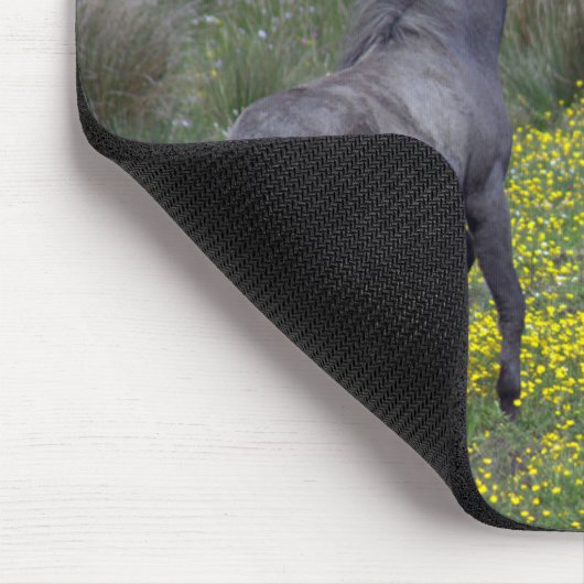 Zwei Pferde Buck and Play Mousepad (Ecke)