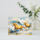 Zwei Pferde galoppieren durch das flache Wasser Postkarte (Stehend Vorderseite)