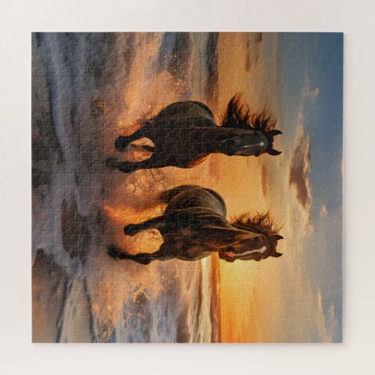 Zwei Pferde laufen bei Sonnenuntergang am Strand Puzzle (Horizontal)
