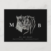 Zwei Pferde Monogram Black Wedding Save the Date Ankündigungspostkarte (Vorderseite)