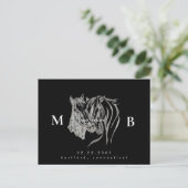 Zwei Pferde Monogram Black Wedding Save the Date Ankündigungspostkarte (Stehend Vorderseite)