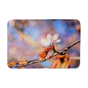 Zwei Phantastische Sakura-Blume. Rosa, blauer Hint Badematte
