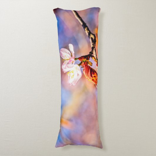 Zwei Phantastische Sakura-Blume. Rosa, blauer Hint Seitenschläferkissen (Vorderseite Vertikal)