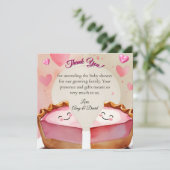 "Zwei Platterbsen im Kuchen!" - Twin Baby Girl Dus Dankeskarte (Stehend Vorderseite)