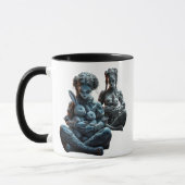 Zwei Puppen knuddeln ihre Kaninchen. Tasse (Links)