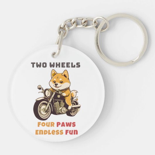 Zwei Räder vier Paws Endloser Spaß im Freien Schlüsselanhänger (Rückseite)