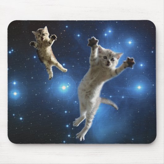 Zwei Raum-Katzen, die um Galaxie schwimmen Mousepad (Vorne)
