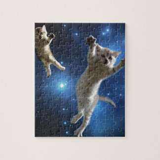 Zwei Raum-Katzen, die um Galaxie schwimmen Puzzle