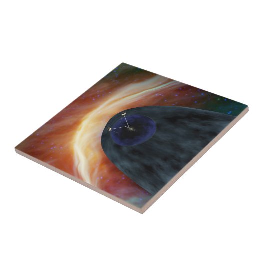 Zwei Raumschiffe der Voyager entdecken den turbule Fliese (Seite)