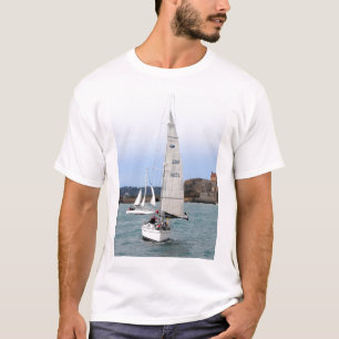 Zwei Rennjachten T-Shirt