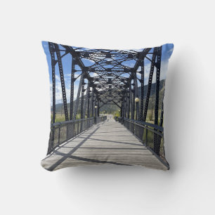 Zwei Rivers Bridge Kissen