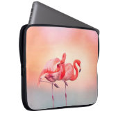 zwei rosa Flamingos im Wasser bei Sonnenuntergang, Laptopschutzhülle (Vorne Rechts)