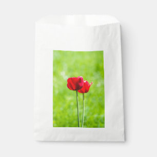 Zwei rote Tulpenblüten Geschenktütchen