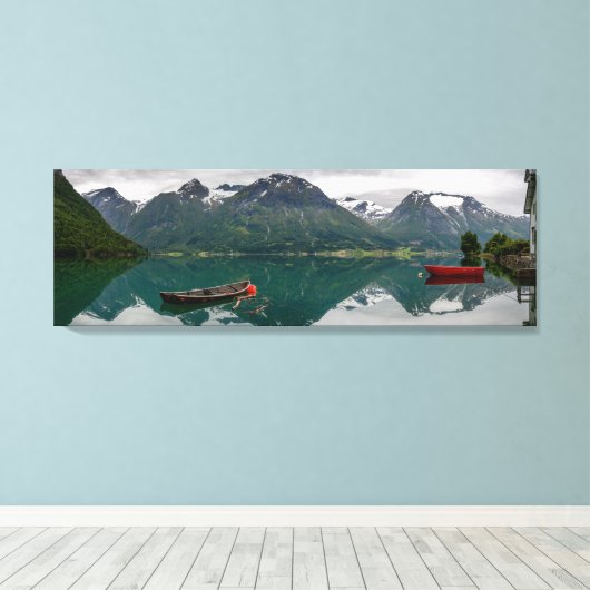 Zwei Ruderboote mit Reflektion in einer Leinwand (Insitu (Holzboden))