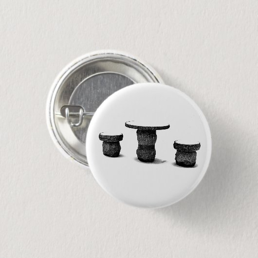 Zwei runde Steinbänke Schnee Foto Pin Button (Vorne & Hinten)