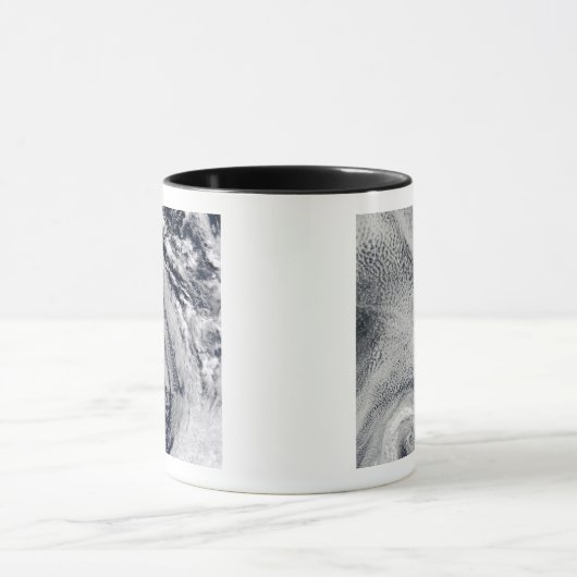 Zwei S-förmige PolarHurrikane Tasse (Zentrum)