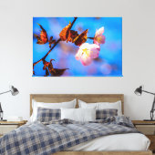 Zwei Sakura-Blume auf blau Leinwanddruck (Insitu (Schlafzimmer))