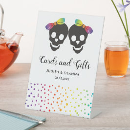 Zwei Schädelbriden bunt Konfetti Lesben Hochzeit Sockelschild