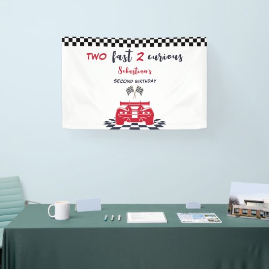 Zwei schnell zwei neugierige zweite Kindergeburtst Banner (Messe)