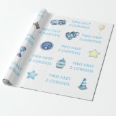 Zwei schnelle, 2 neugierige Rennwagen-Geschenkpapi Geschenkpapier (Ungerollt)