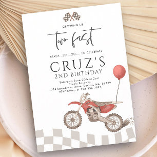 Zwei schnelle Dirt-Bike-Jungen-Geburtstag Gelb Einladung