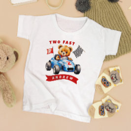 Zwei schnelle Rennwagen am 2. Geburtstag Kleinkind T-shirt