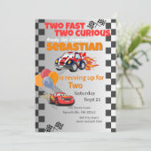 Zwei schnelle zwei kuriose Rennwagen zum Geburtsta Einladung (Stehend Vorderseite)