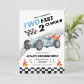 Zwei Schnellrennen Auto 2. Geburtstag Rennen Einladung (Stehend Vorderseite)