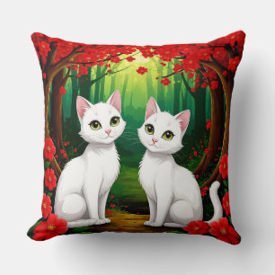 Zwei schöne Katzen in einem lebendigen Wald Kissen