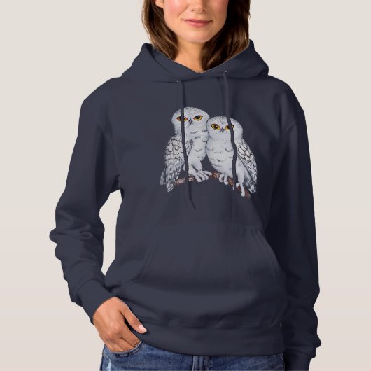 Zwei schöne schneebedeckte Eulen Hoodie (Vorderseite)