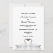 Zwei Schwäne in der Liebe weiße Hochzeitskarte Einladung (Vorderseite)