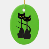 Zwei schwarze Katzen mit langen Engpässen auf Grün Keramik Ornament (Vorne)