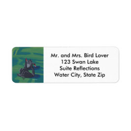 Zwei schwarze Schwäne schwimmen Adressmarken