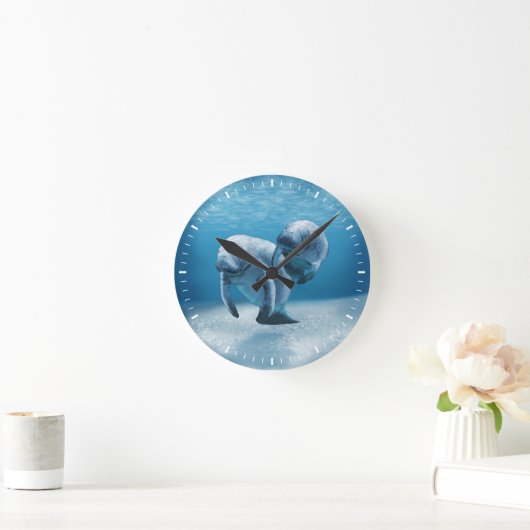 Zwei schwimmende Manatis Runde Wanduhr (Zuhause)