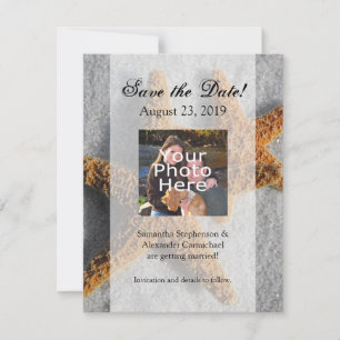 Zwei Seesterne im Sand, Strandhochzeit Save The Date