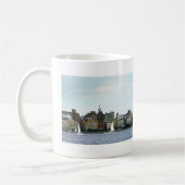 Zwei Segelboote gegen Manhattan Skyline Kaffeetasse (Links)