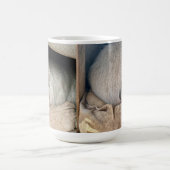 Zwei Seiten eines Polarbären Kaffeetasse (Mittel)