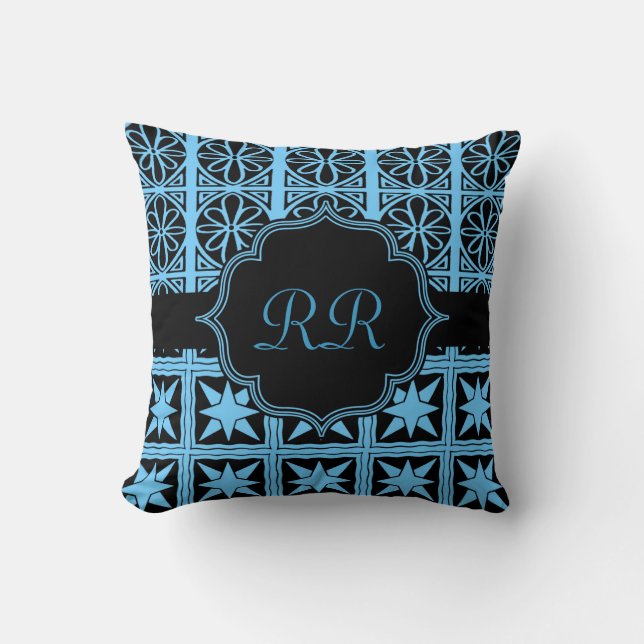 Zwei seitliche Monogram Pillow Blau und Schwarz Kissen (Vorderseite)