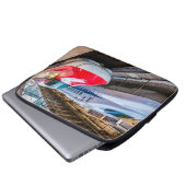 Zwei Shinkansen am Bahnhof Tokio Laptopschutzhülle (Vorne Knopf)