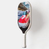 Zwei Shinkansen am Bahnhof Tokio Pickleball Schläger (Links)