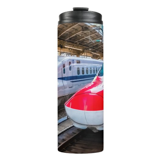 Zwei Shinkansen am Bahnhof Tokio Thermosbecher (Vorderseite)