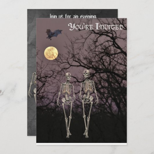 Zwei Skelette laufen durch Spuk Wald Einladung (Vorne/Hinten)