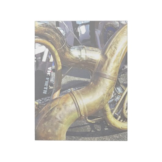 Zwei Sousaphone und Trommeln Notizblock (Rotiert)