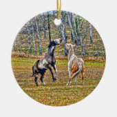 Zwei spielerische Pinto Paint Horses Equine Art De Keramikornament (Vorne)