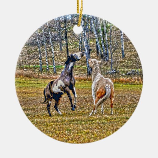 Zwei spielerische Pinto Paint Horses Equine Art De Keramikornament (Vorne)